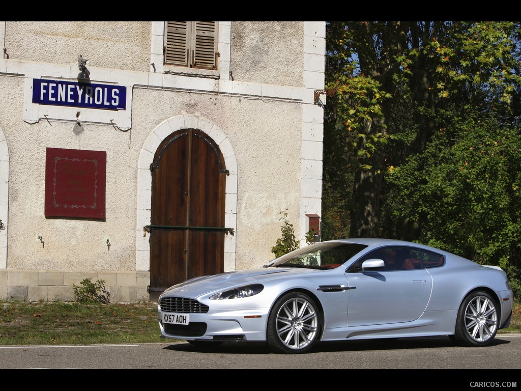Aston Martin DBS Lightning Silver Wallpaper 