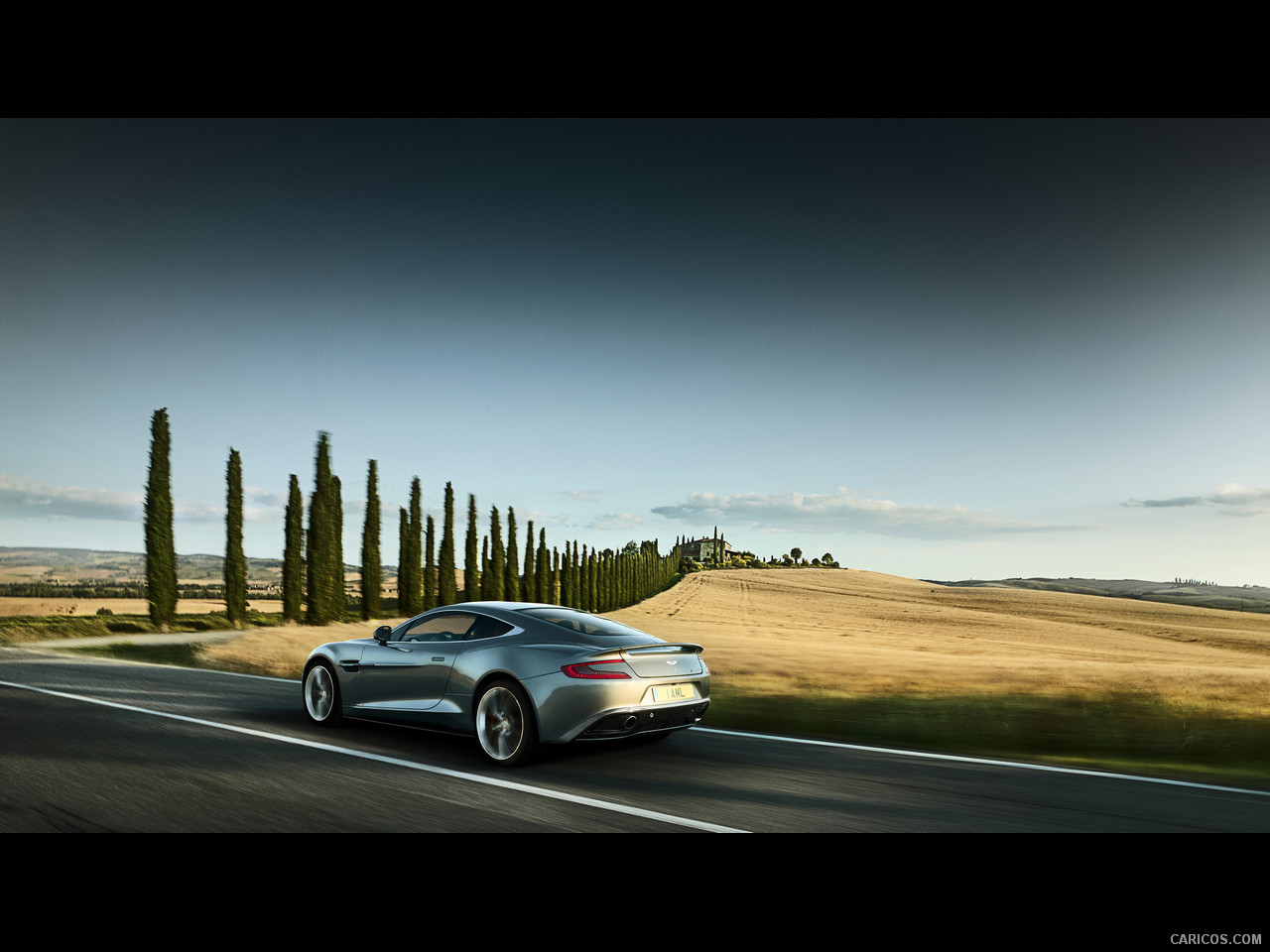 2013 Aston Martin Vanquish - Rear | Wallpaper #5 | 1280x960