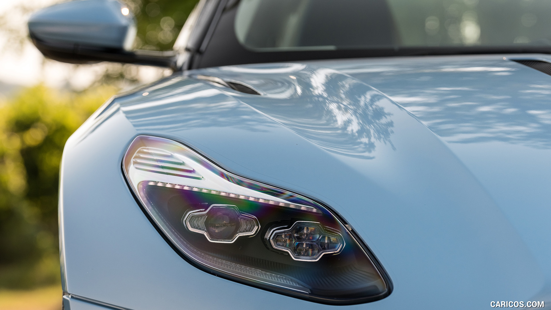 2017 Aston Martin Db11 Color Frosted Glass Blue