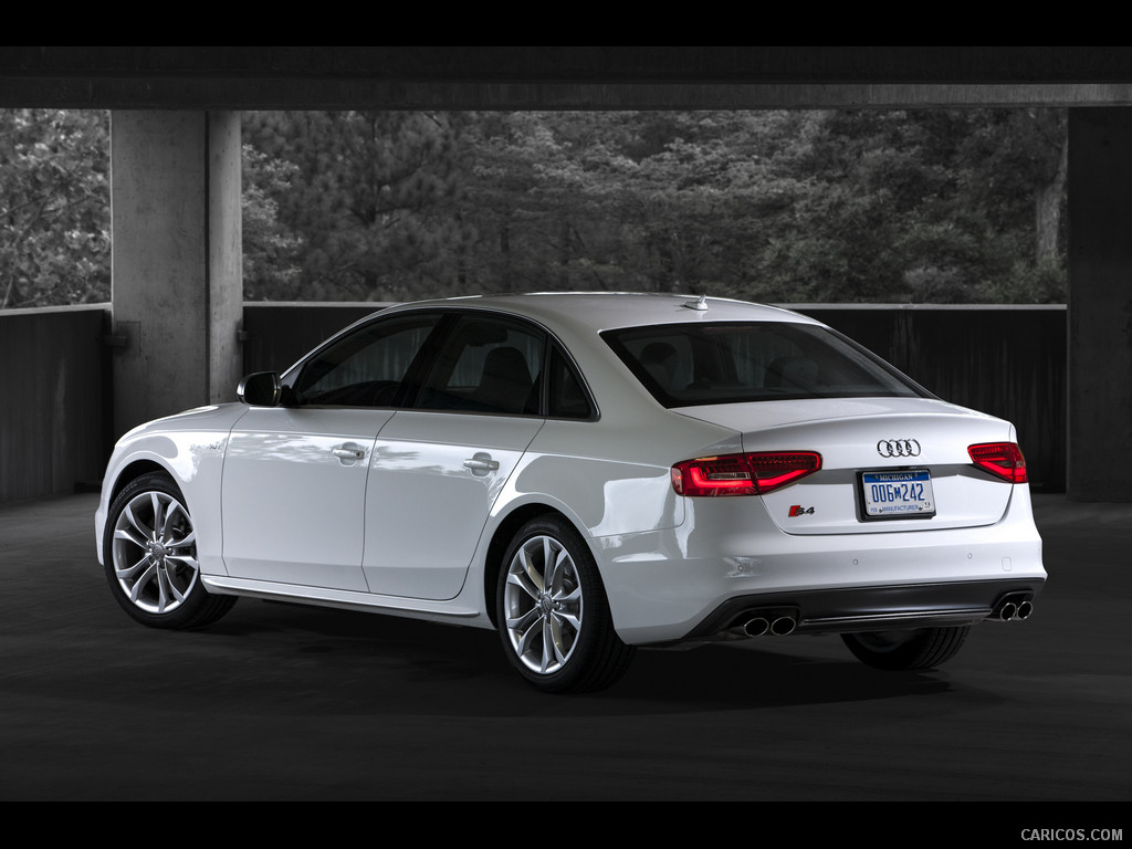 Audi S4 US-Version (2013)  - Rear, 1024x768, #4 of 14