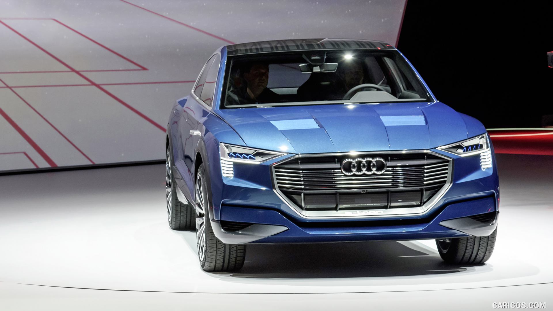 2015 Audi etron Quattro SUV Concept  Presentation  Front Wallpaper 