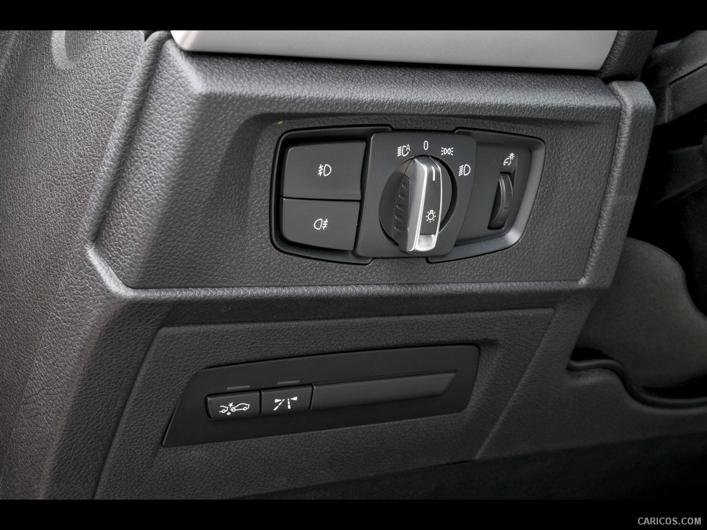 BMW 1-Series Urban Line (2012) - Interior | Wallpaper #104 BMW 1-Series Urban Line (2012) - Interior | Wallpaper #104