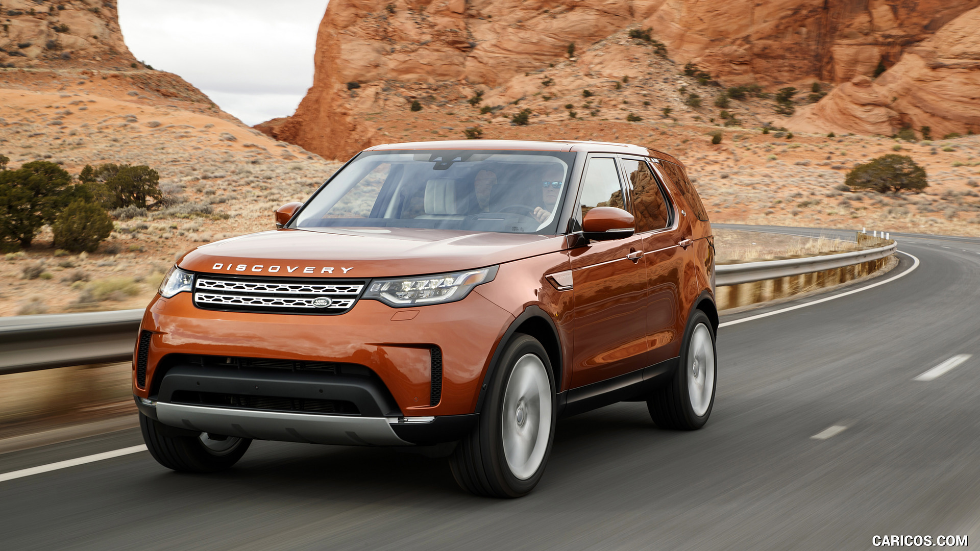 2018 Land Rover Discovery Hse Td6 Color Namib Orange Us