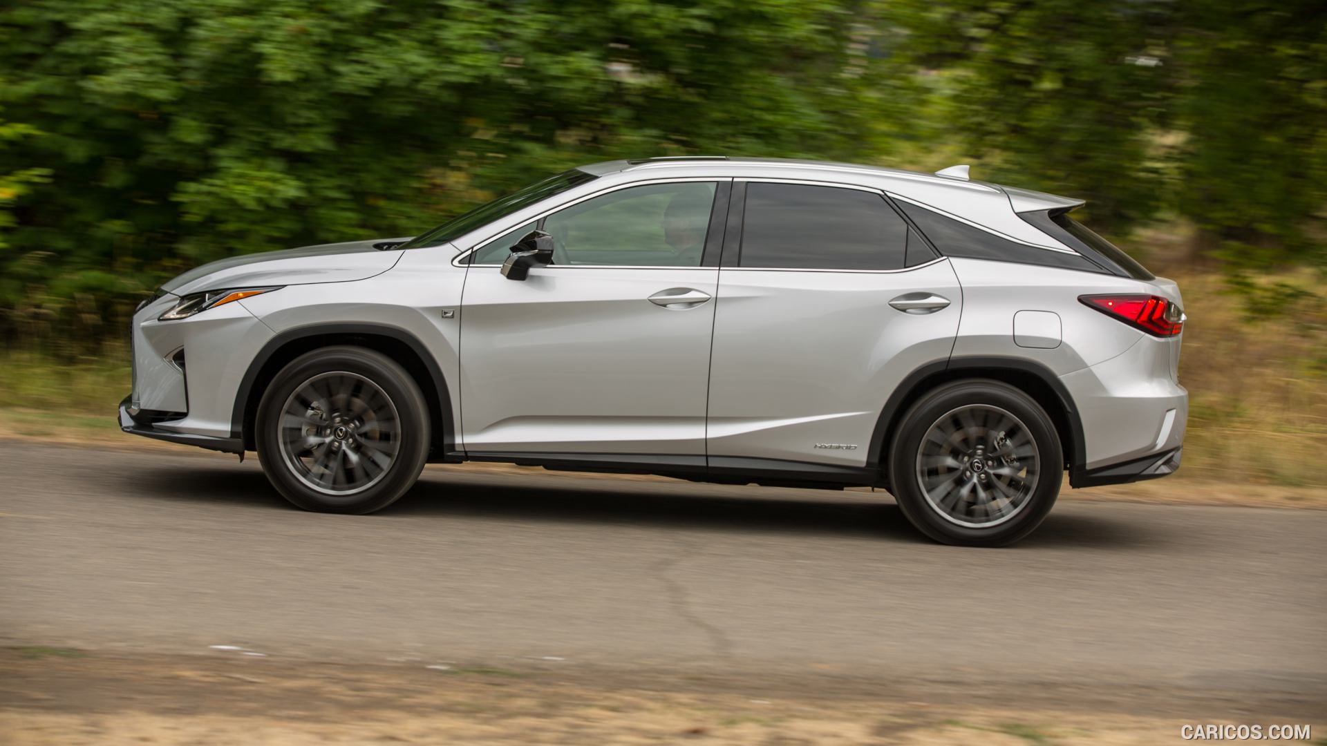 http://images.caricos.com/l/lexus/2016_lexus_rx_450h/images/1920x1080/2016_lexus_rx_450h_23_1920x1080.jpg
