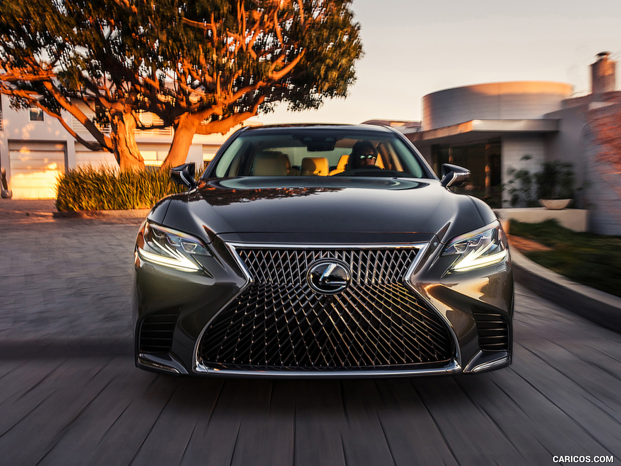 Фото нового lexus ls 2018 Фото нового lexus ls 2018