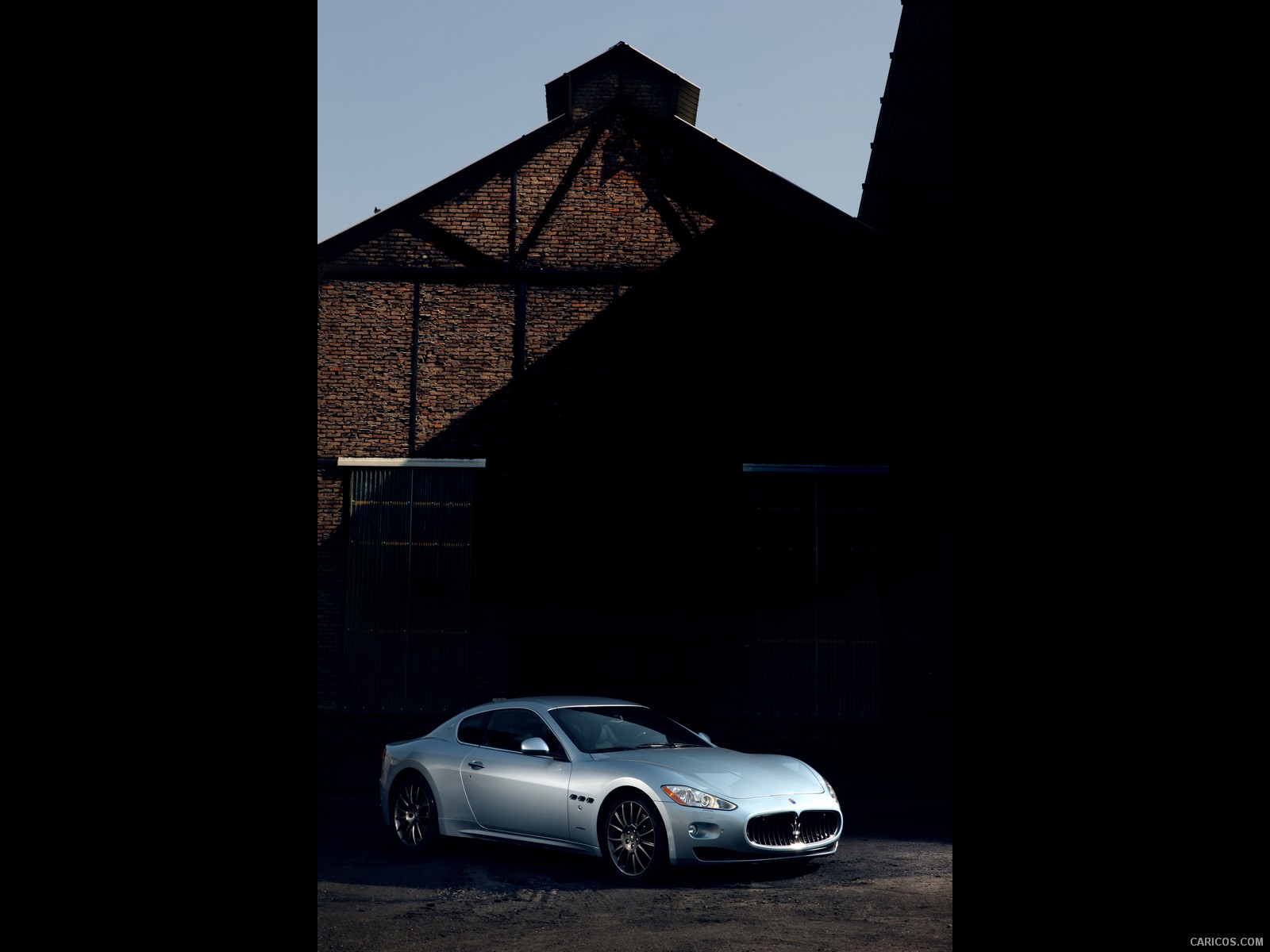 Maserati GranTurismo S Automatic (2010)  - Front Right Quarter , 1600x1200, #9 of 58