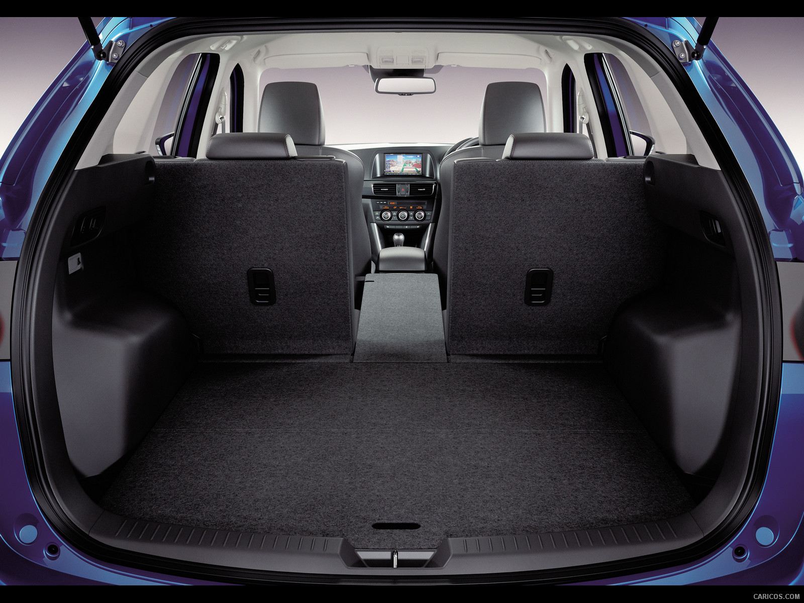 2013 Mazda CX5 Rear Folding Seats Wallpaper 112 iPad 1024x768