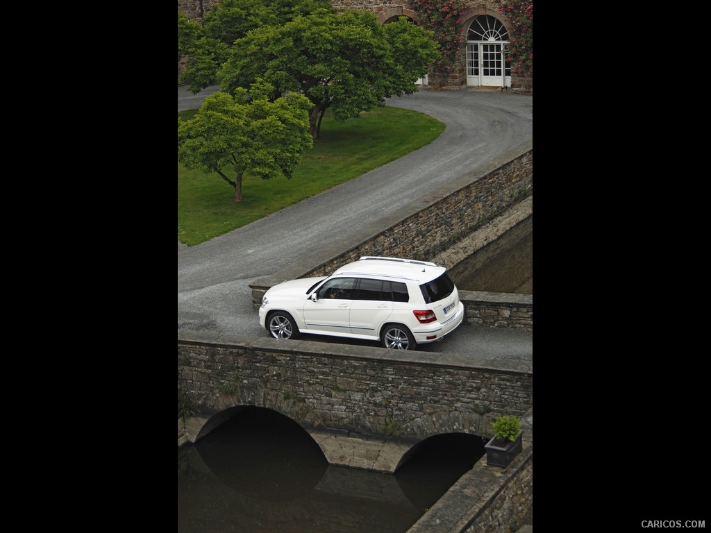 Mercedes-Benz GLK-Class Wallpaper 