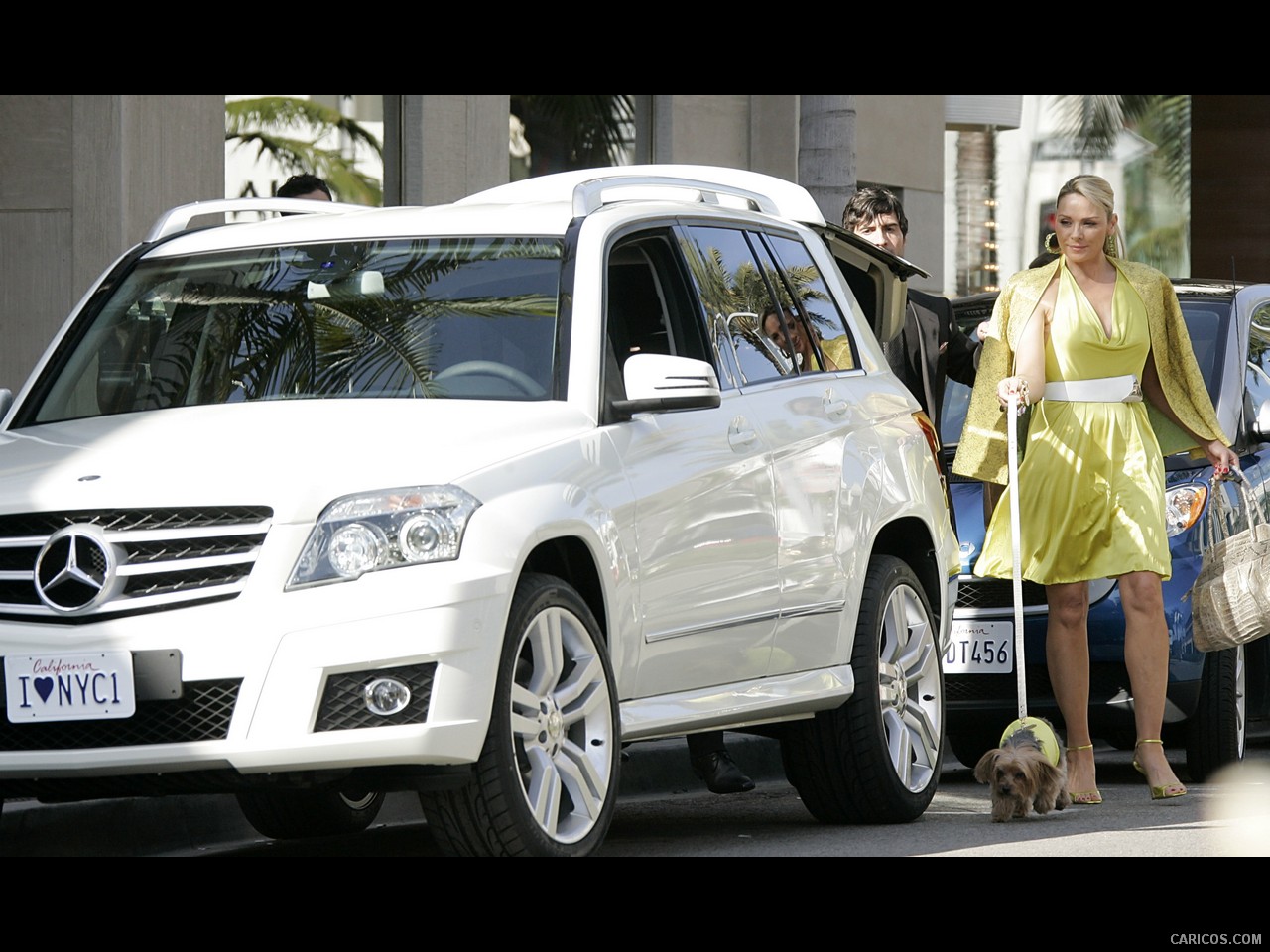 Mercedes Benz GLK Class Sex and The City Wallpaper 2009 mercedes benz glk class 321 1280x960 Mercedes Benz GLK Class Sex and The City Wallpaper