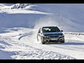 Mercedes-Benz E-Class 4matic Estate - Front Right Quarter 