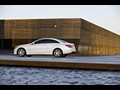2010 Mercedes-Benz E-Class Coupe  - Side View Photo