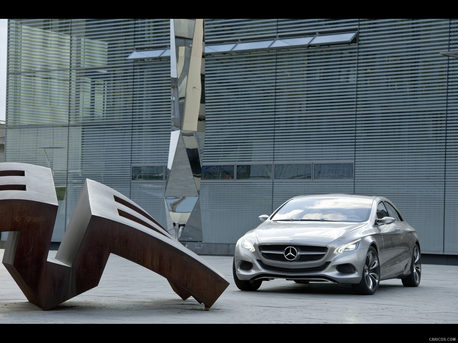 Mercedes-Benz F800 Style Concept (2010)  - Front Angle , 1600x1200, #9 of 120