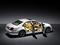 2010 Mercedes-Benz S400 BlueHybrid - Picture # 5