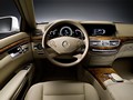 2010 Mercedes-Benz S400 BlueHybrid - Picture # 6