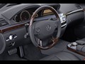 Mercedes-Benz S63 AMG (2010) - Interior
