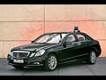2011 Mercedes-Benz E-Class Guard - Picture # 9