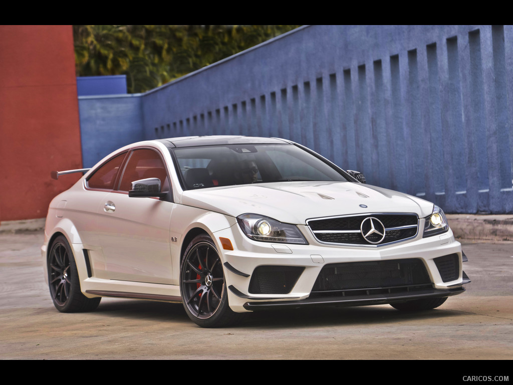 2012 M-Benz C63 AMG Black Series Aerodynamics Package Diamond White  - Front, 1024x768, #25 of 136