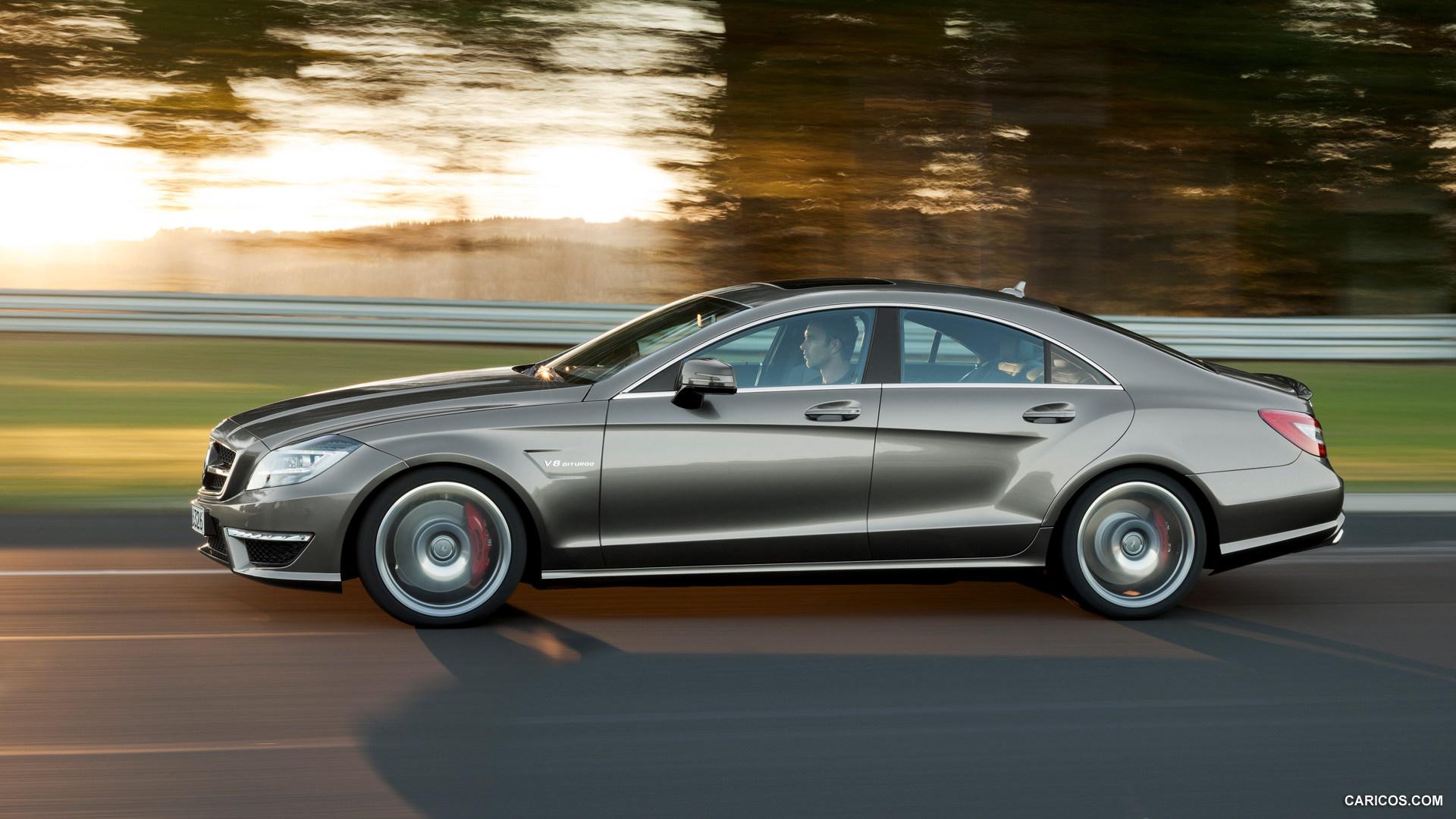 Mercedes-Benz CLS 63 AMG (2012) - Side | Wallpaper #73 | 1600x1200