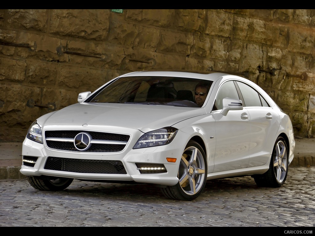 Mercedes-Benz CLS550 Wallpaper 