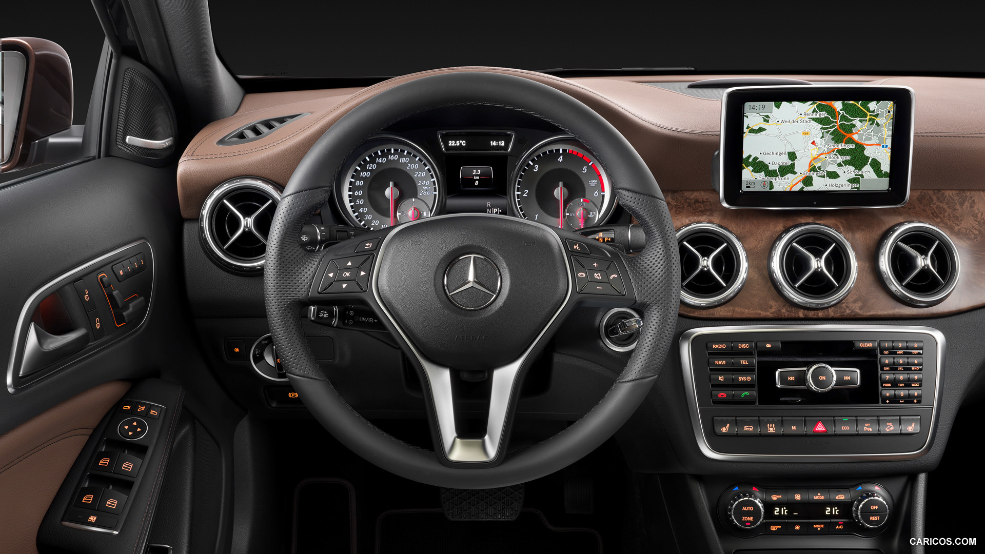 2015 Mercedes-Benz GLA-Class - GLA 220 CDI 4MATIC - Interior Wallpaper