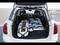 Mini Countryman (2011) - Trunk Open - 