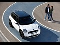 Mini Countryman (2011) - Front Angle
