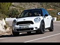 Mini Countryman (2011)  - Front Angle 