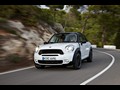 Mini Countryman (2011)  - Front Angle 