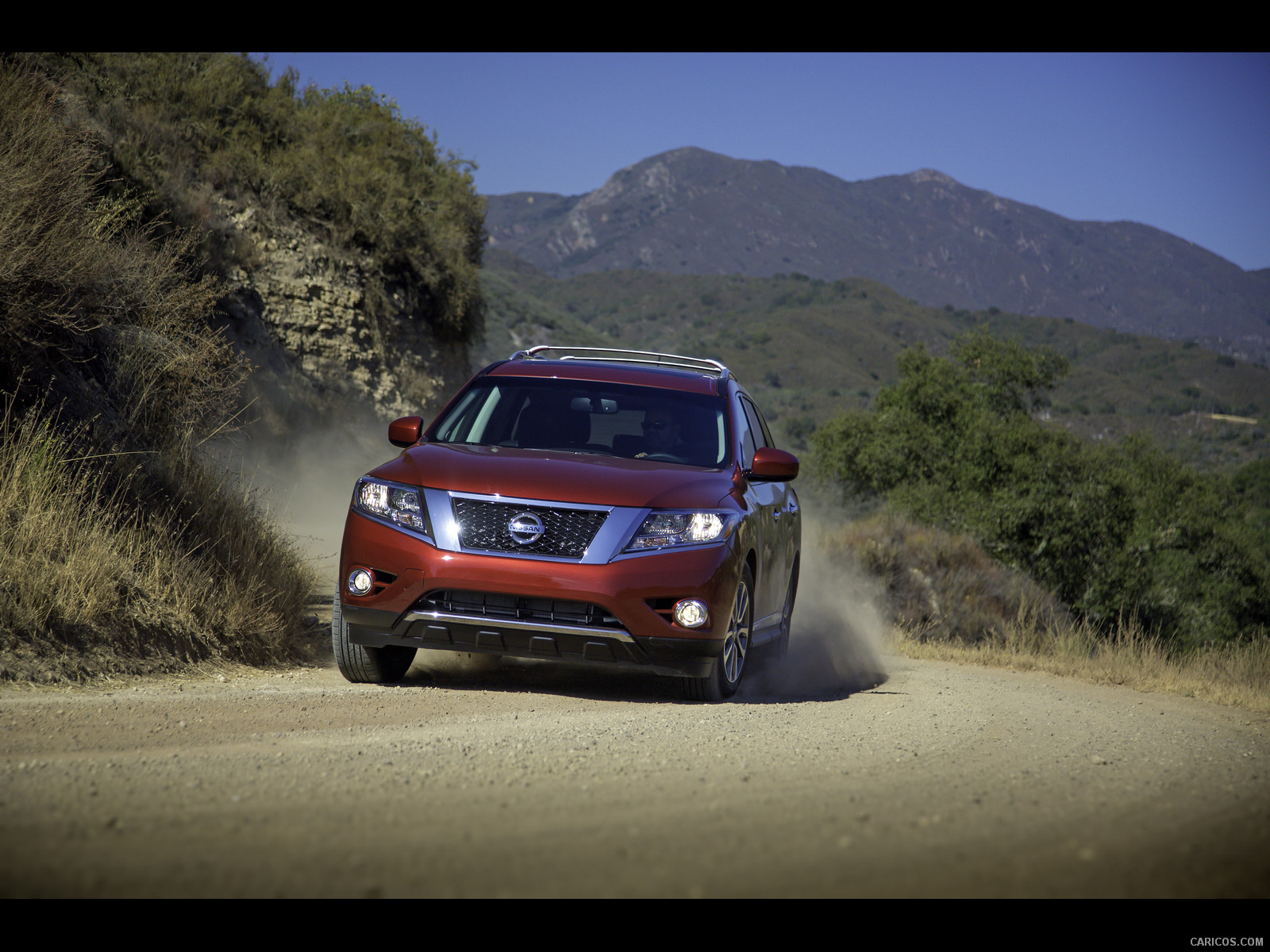 2013 Nissan Pathfinder Off-Road - Front | Wallpaper #13 | 1600x1200