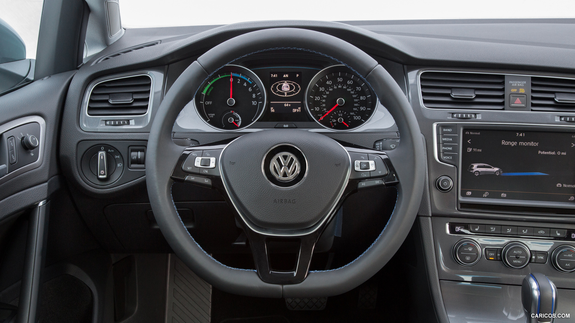 2016 Volkswagen e-Golf - Interior Steering Wheel | HD Wallpaper #16 
