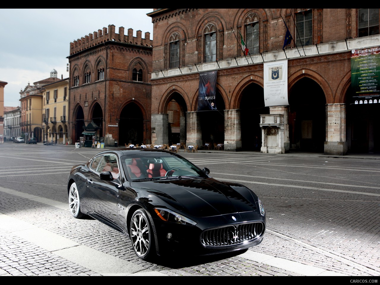 Maserati GranTurismo S (2009) - Front Right Quarter ...