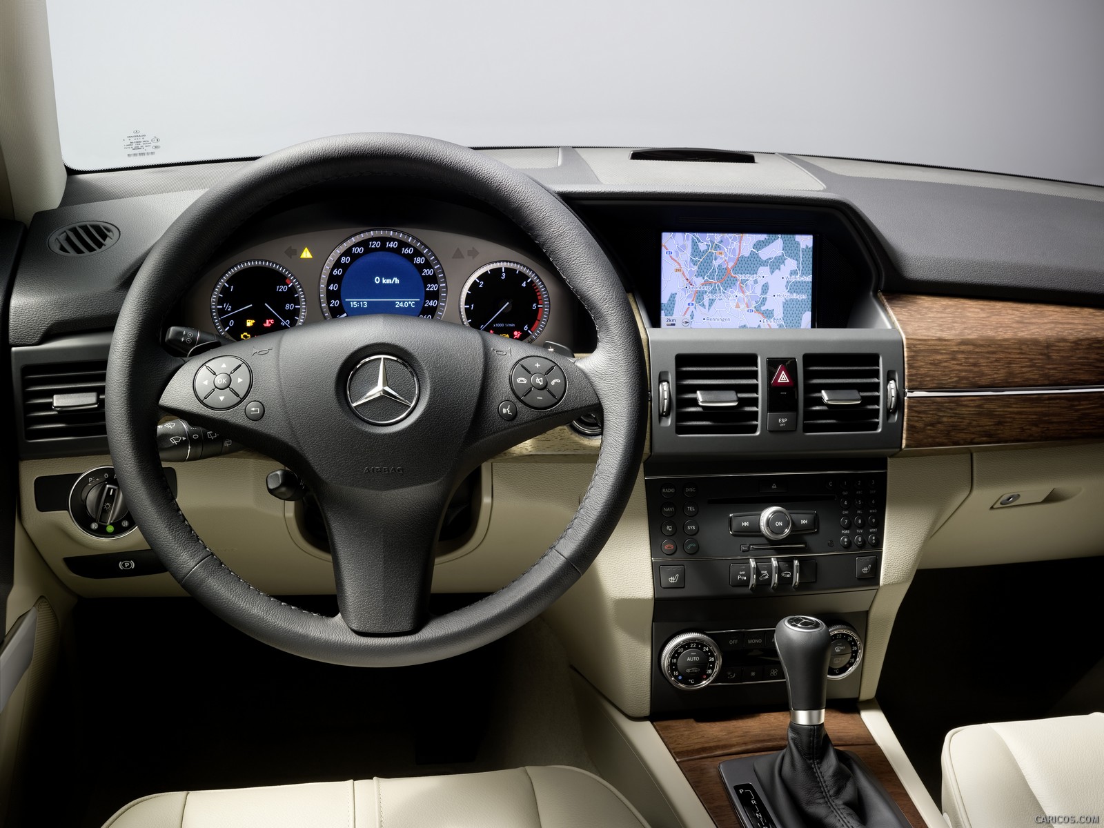 Mercedes Benz Glk Class Interior Dashboard Wallpaper 229