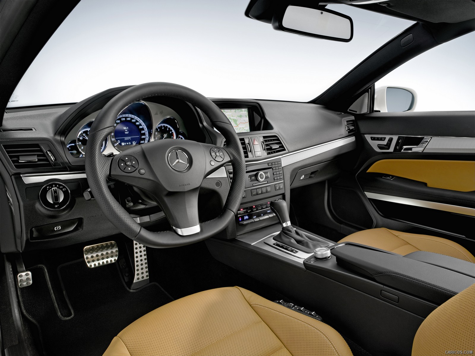 2010 Mercedes Benz E Class Coupe Interior Dashboard View