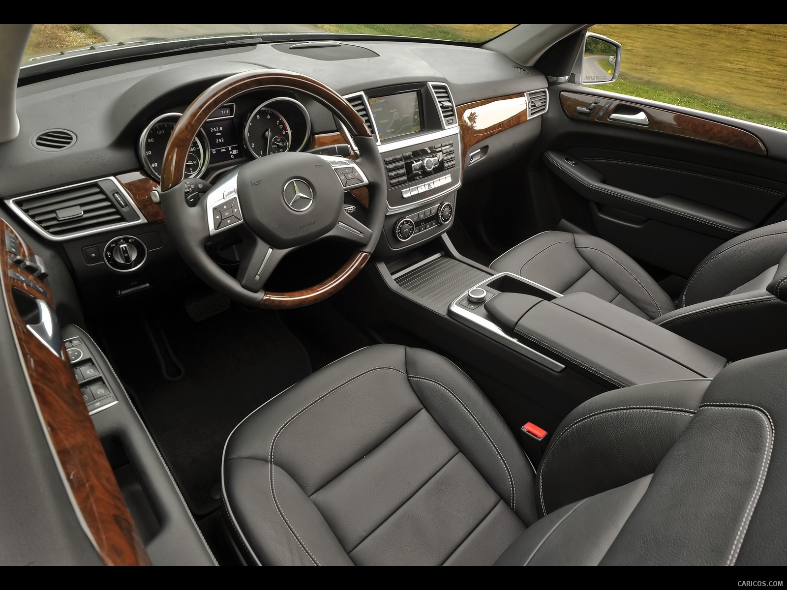 Harden essay Quagga Mercedes-Benz M-Class (2012) ML350 4MATIC - Interior | Caricos