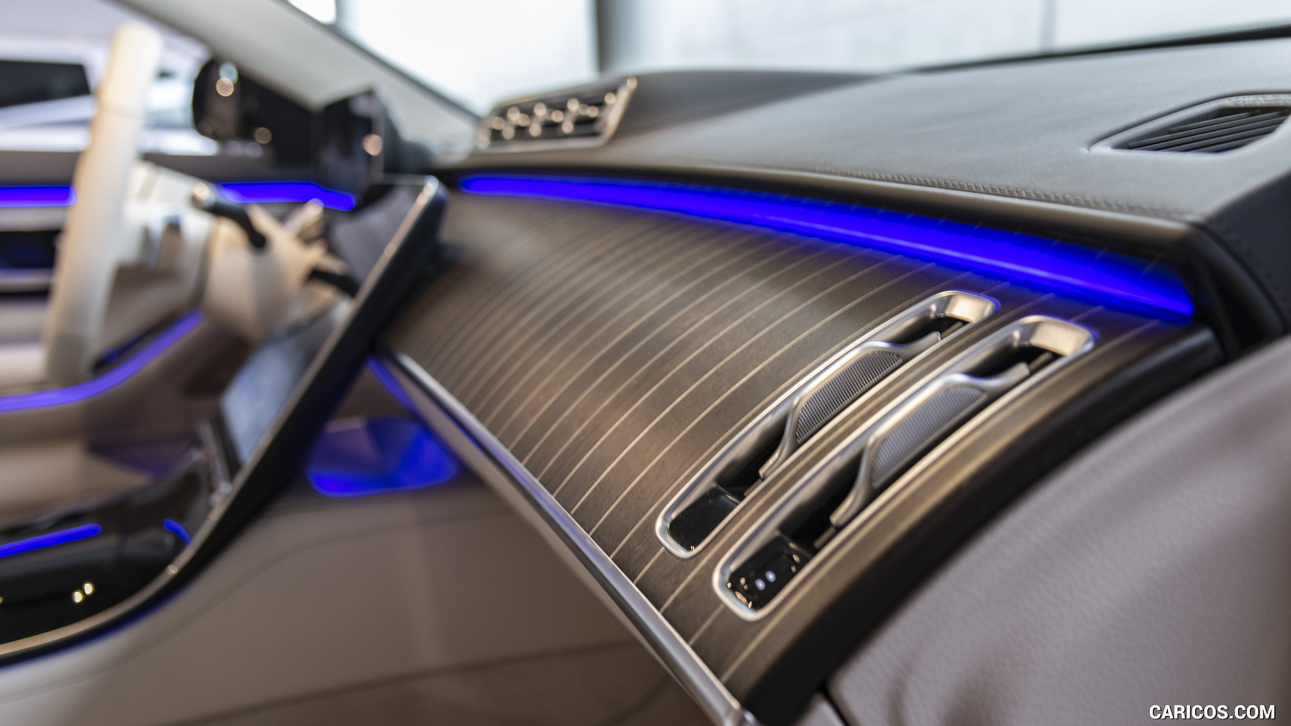 2021 Mercedes-Benz S 500 4MATIC AMG Line - Interior, Detail, #308 of 316