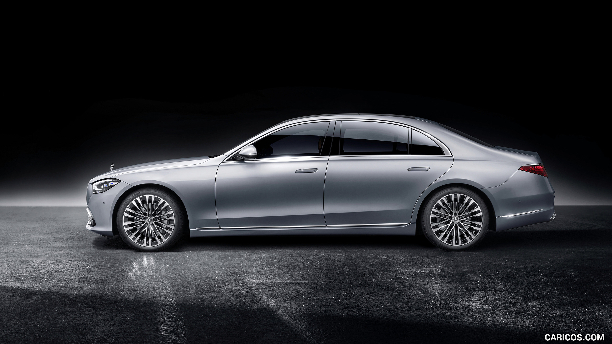 2021 Mercedes-Benz S-Class (Color: High-tech Silver) - Side, #82 of 316