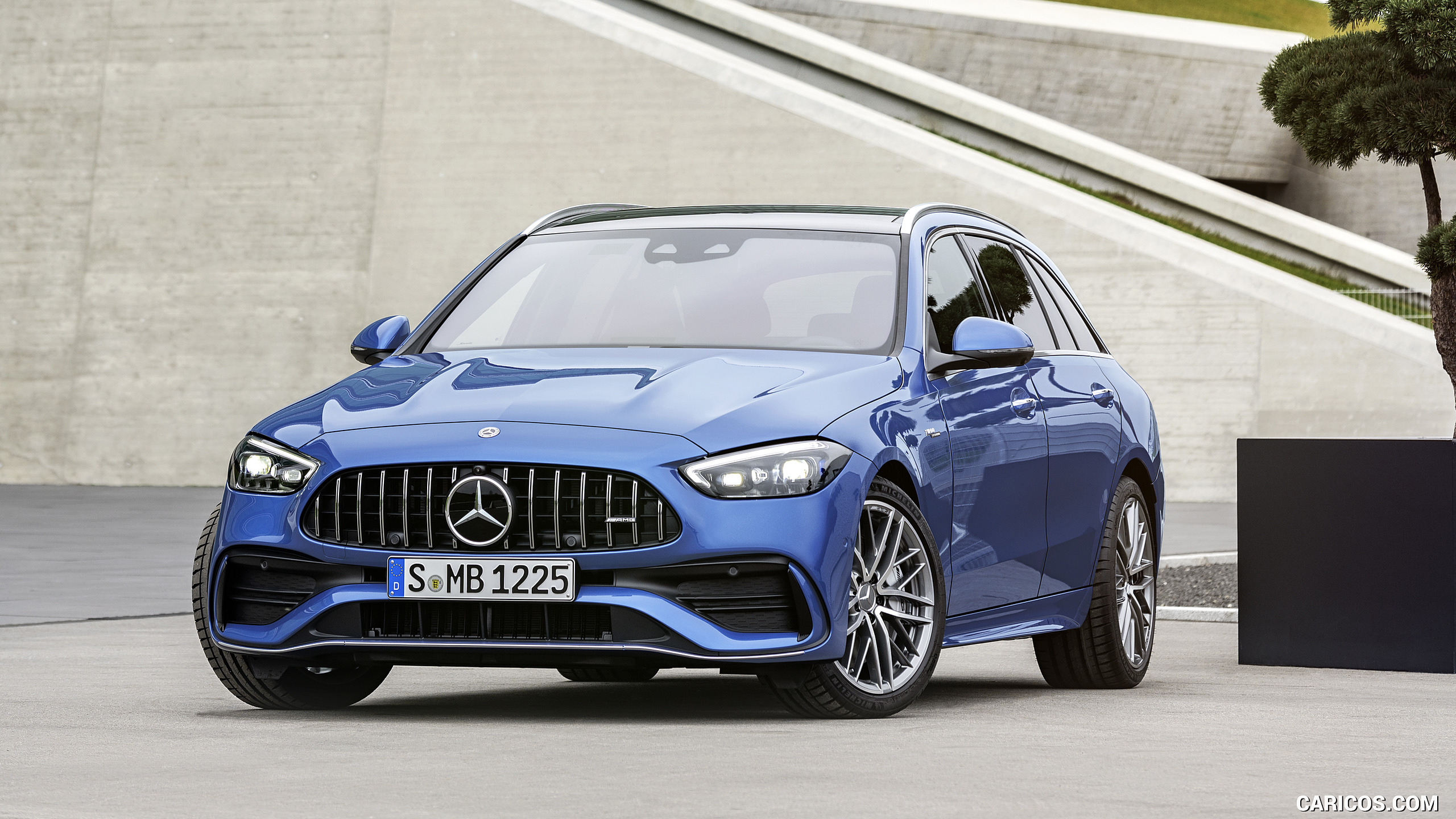 2023 Mercedes-AMG C 43 Estate 4MATIC T-Modell (Color: Spectral Blue) - Front, #15 of 29