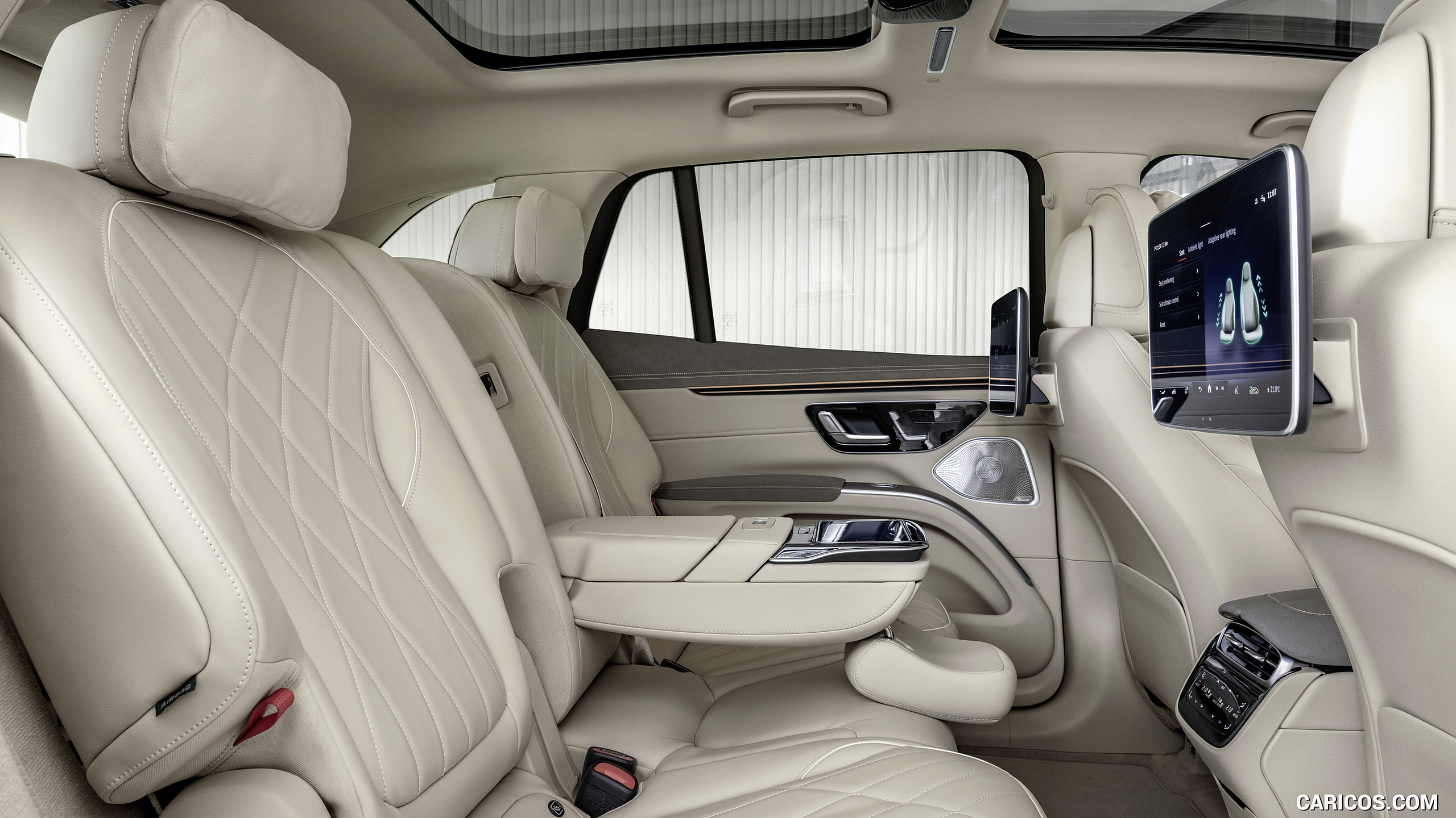 2023 Mercedes-Benz EQS SUV - Interior, Rear Seats, #63 of 107